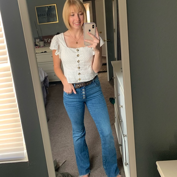 Meet your Posher, Megan - Picture 2 of 9